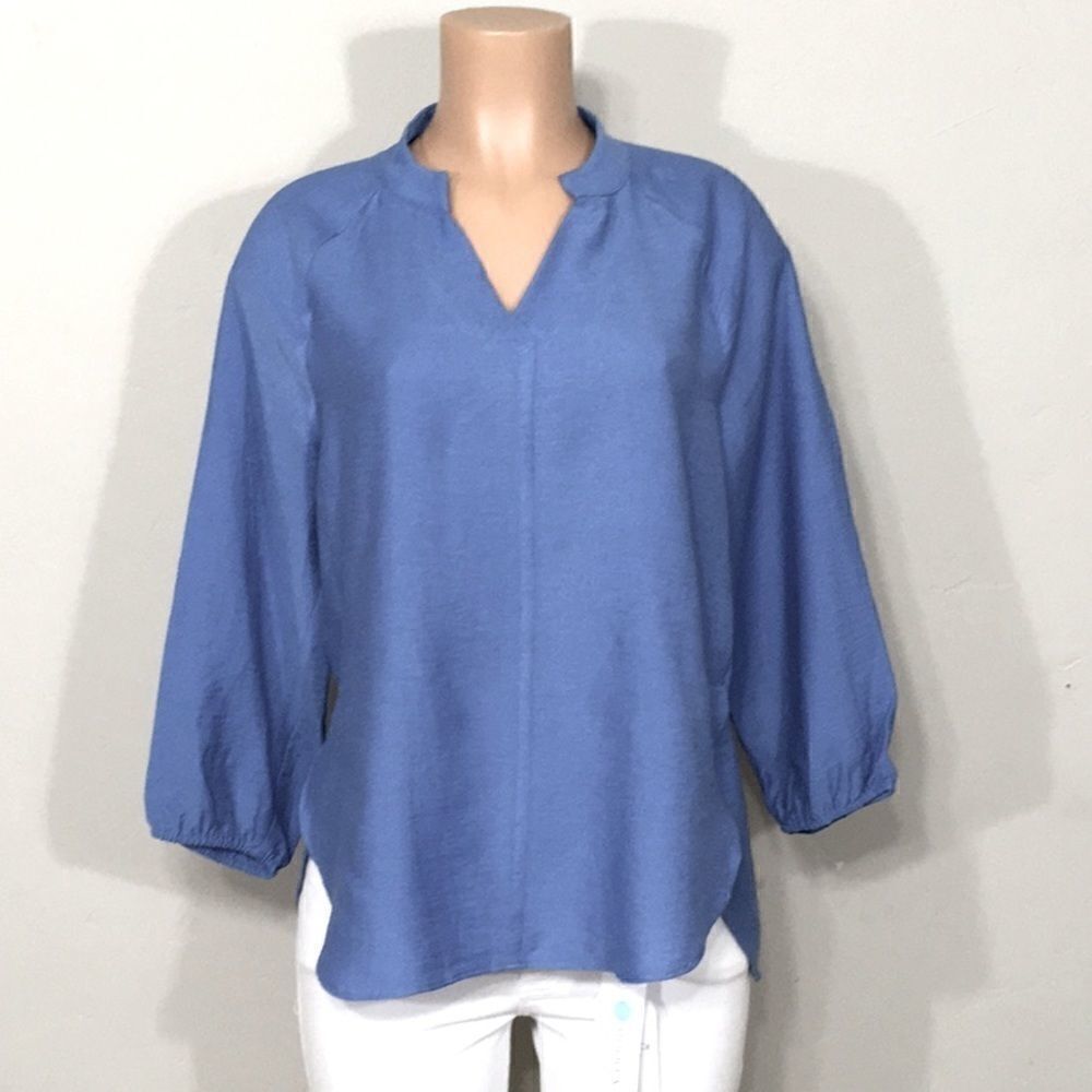 Alfani cobalt blue top. NWT